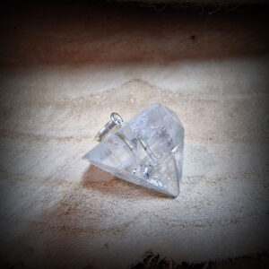 Pendentif Apophyllite Blanche Cristal Gemme